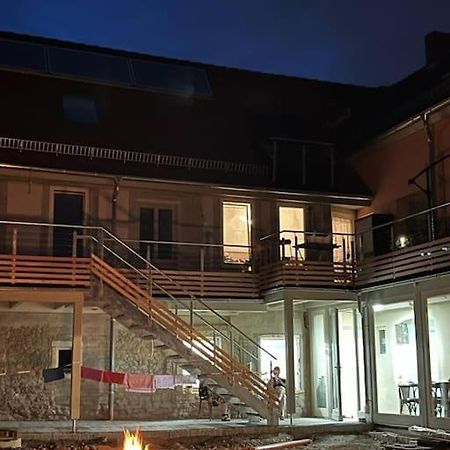 Wohnen Im Dreiseitenhof Mit Galerieschlafzimmer Neudietendorf Luaran gambar